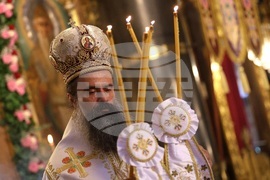 Храм "Св. великомъченица Неделя" - празник - света литургия