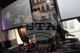 Бургас - грамофонни плочи - меломани - базар