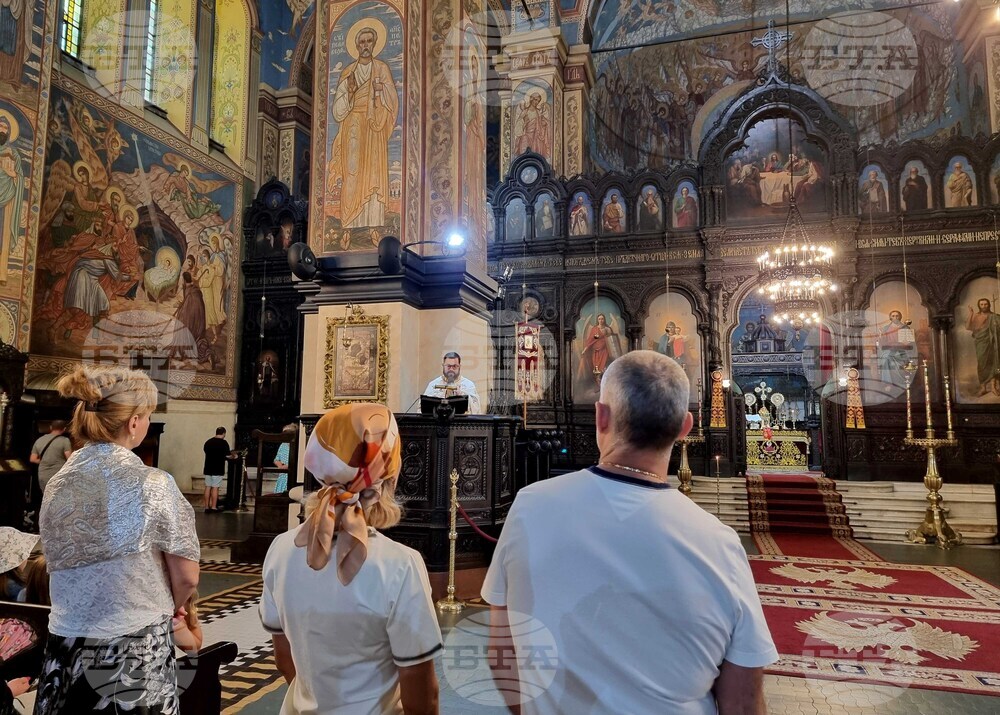 Варна - Катедрален храм - литургия - Ден на всички български светии