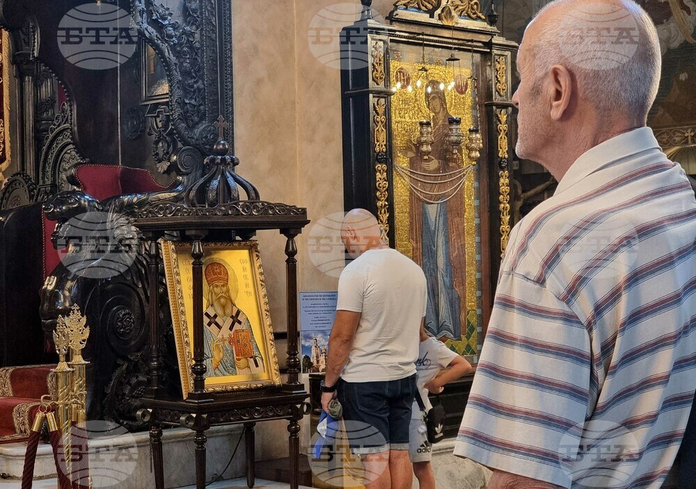 Варна - Катедрален храм - литургия - Ден на всички български светии