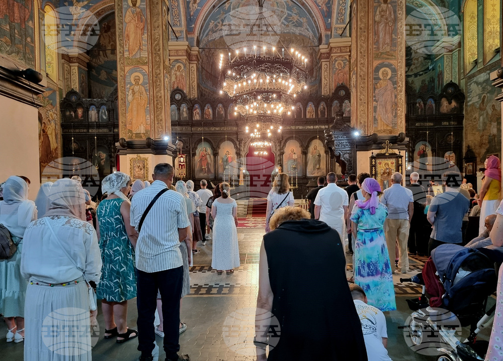 Варна - Катедрален храм - литургия - Ден на всички български светии