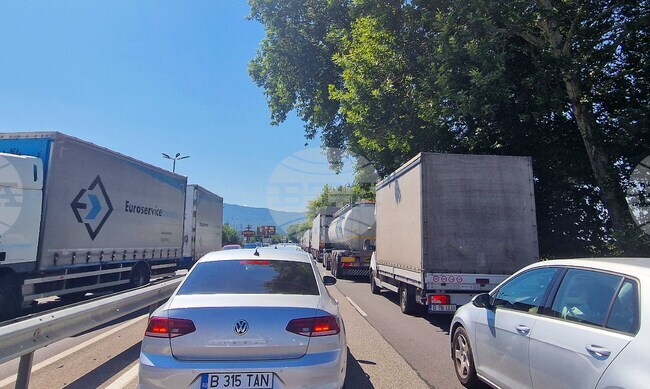 Граничен пункт „Кулата" - трафик