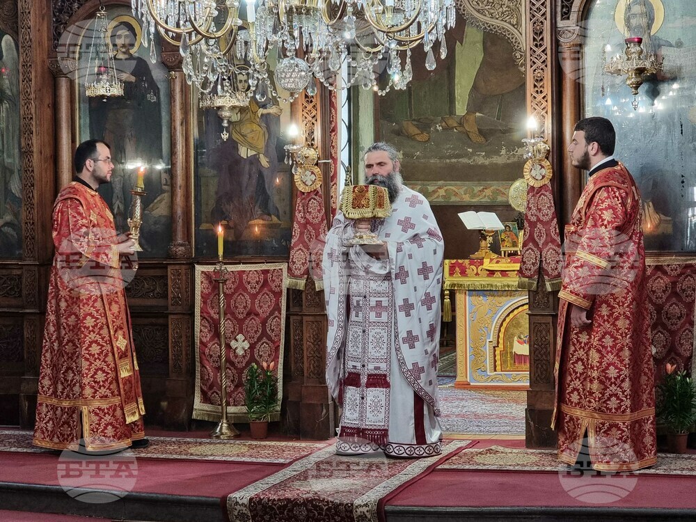 Видин - Света литургия - катедрален храм „Св. вмчк Димитър Солунски“