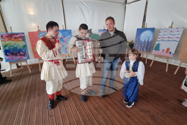 Република Северна Македония - Изложба "От деца за деца"