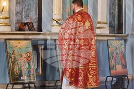 Плевен - храм „Света Параскева" - света литургия