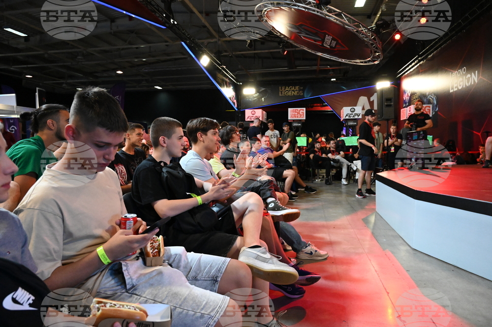 Фестивал - „Анивенчър Комик Кон“