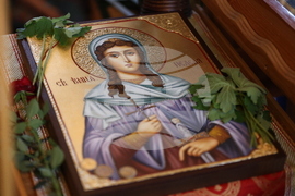 Сатовча - храм „Света великомъченица Неделя“ - света литургия