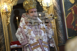 Сатовча - храм „Света великомъченица Неделя“ - света литургия