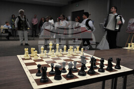 Бургас - благотворителен шахматен сеанс - Нургюл Салимова