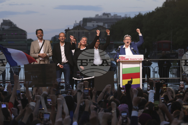 Макрон осъди "антисемитските изказвания" на крайната левица