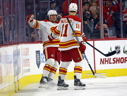 Flames Hurricanes Hockey