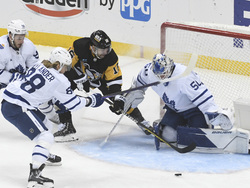Maple Leafs Penguins Hockey
