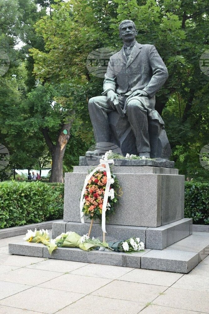 Национален литературен музей: Отдаваме почит на Иван Вазов 174 години след рождението му