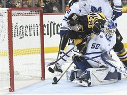 Maple Leafs Penguins Hockey
