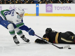 Canucks Golden Knights Hockey