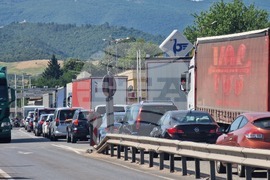 Граничен пункт „Кулата“ - трафик