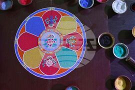 Бургас - тибетска пясъчна мандала - демонстрация