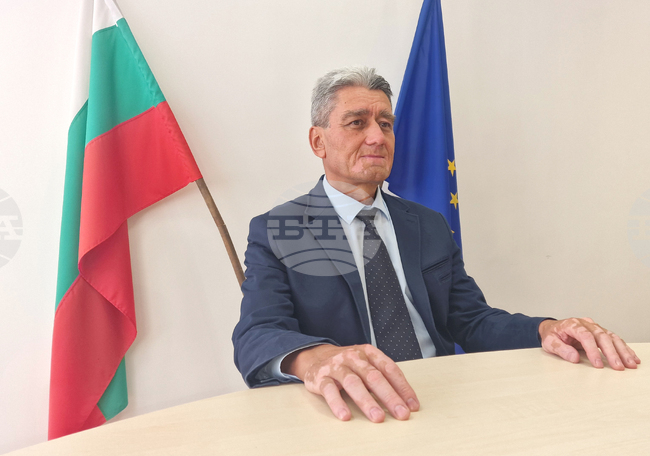 Областният управител на Шумен Бейнур Ахмед подава оставка