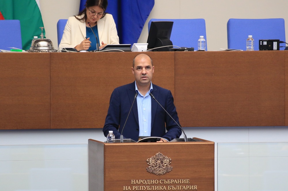 Деян Дечев към министър Коритарова: Положете усилия за реалистични срокове за стартиране на четирилентовия път между Сливен и Ямбол