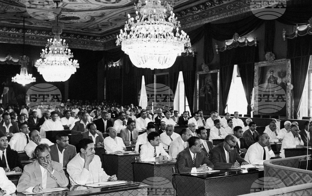 На 25 юли 1957 г. Тунис е провъзгласена за република