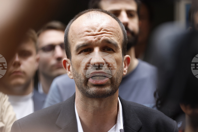 Централата на френска радикална левица беше евакуирана заради бомбена заплаха, съобщи депутат