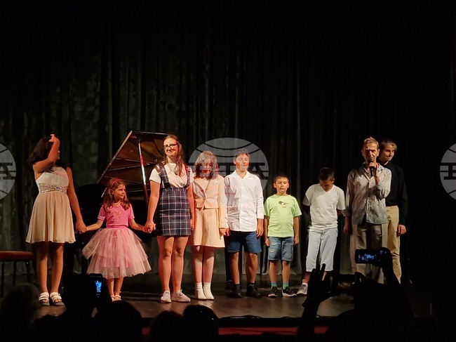 Самоков - школа по пиано - годишна продукция