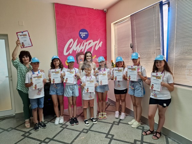 Свищов - участници в Национална олимпиада по ментална аритметика - награждаване