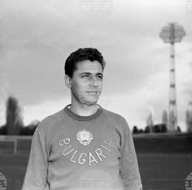 Гаврил Стоянов - футболист и треньор