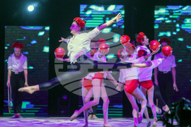 Тържествен спектакъл по повод 70 години художествена гимнастика