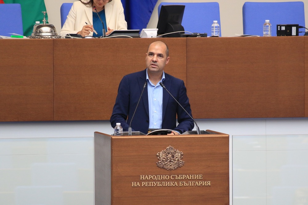 Дечев към премиера Главчев: Крайно недостатъчно е само да настоявате Северна Македония да изпълни поетите ангажименти