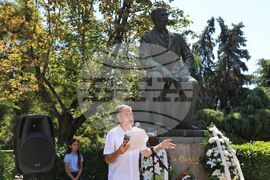 Иван Вазов - годишнина - почит - Атанас Капралов