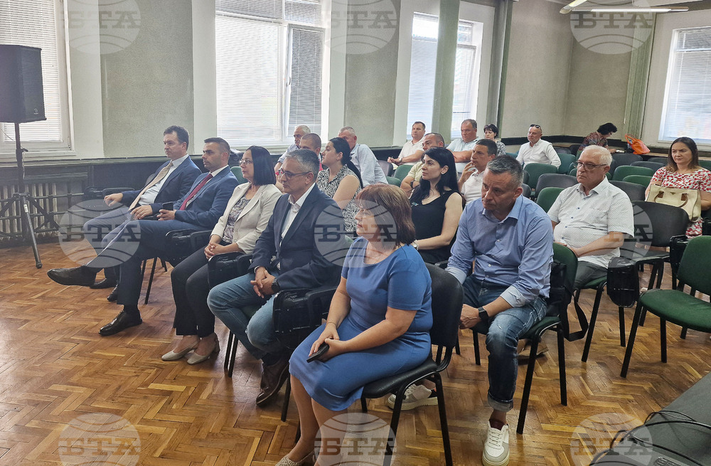 Търговище - министър на иновациите и растежа - среща с бизнеса