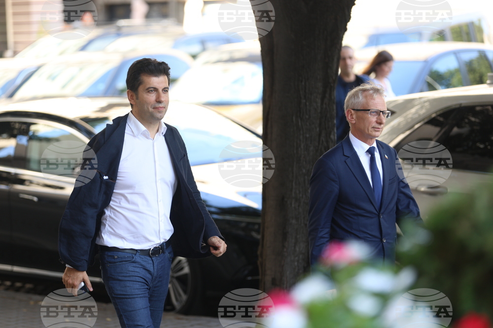 Кирил Петков - Николай Денков - брифинг