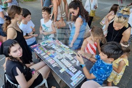 Бургас - Лятна академия за деца и ученици към НХА - благотворителен базар