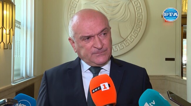 От партиите зависи дали може да бъде съставено редовно правителство с втория или третия мандат, каза служебният премиер Димитър Главчев