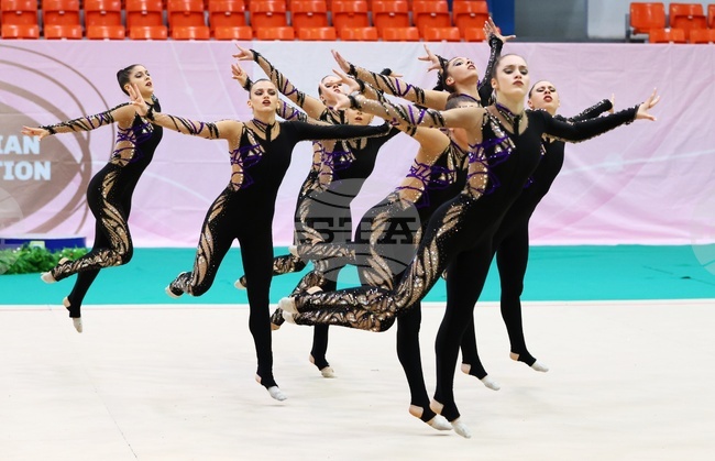 Националният отбор на България за жени поведе в класирането след първия ден на Световното първенство по естетическа групова гимнастика в Тарту