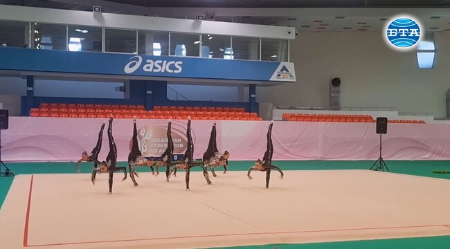 Националният отбор на България по естетическа групова гимнастика за жени поведе в класирането след първия ден на Балканиадата в София