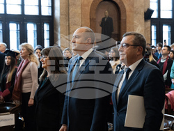 Румен Радев удостои с Почетния знак на държавния глава Факултета по журналистика и масова комуникация 