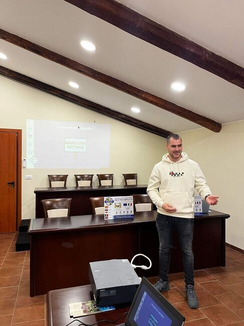 ВВВУ „Георги Бенковски“: Курсант от ВВВУ „Георги Бенковски“ участва в проект „Млади хора за обединена Европа“ по програма „Еразъм+”