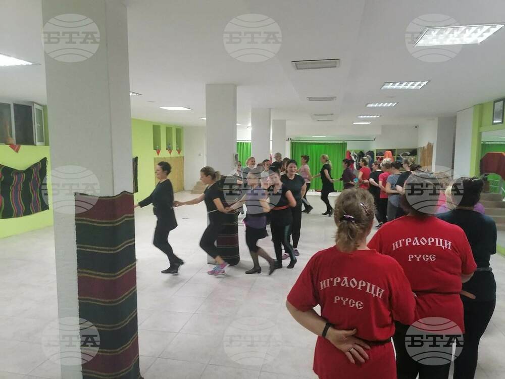 Общо 150 танцьори изнасят спектакъл за 16-годишнината на "Играорци" в Русе