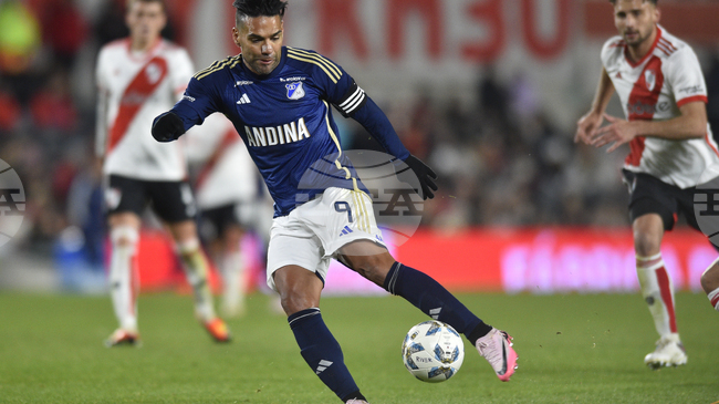 Колумбийският нападател Радамел Фалкао подписа последния си договор с Милионариос