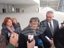 Снимка: Министерство на регионалното развитие и благоустройството - инспекция на спортната зала в Бургас