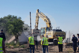 Стара Загора - незаконни постройки - събаряне