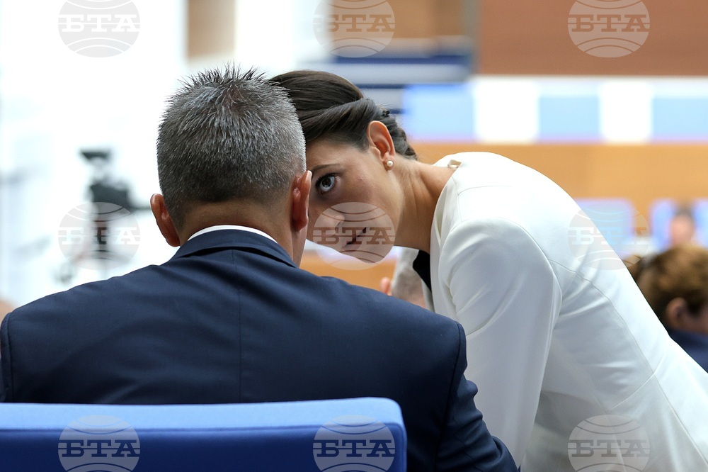 Парламент - заседание