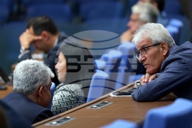 Парламент - заседание