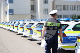 ГДНП - „Пътна полиция“ - служители - нови автомобили