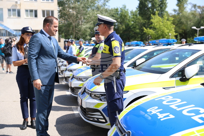  ГДНП - „Пътна полиция“ - служители - нови автомобили