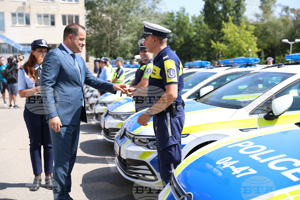 ГДНП - „Пътна полиция“ - служители - нови автомобили