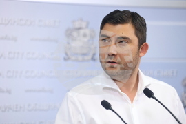 Стоична община - общински съветници - брифинг - Карлос Контрера