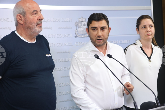 Стоична община - общински съветници - брифинг